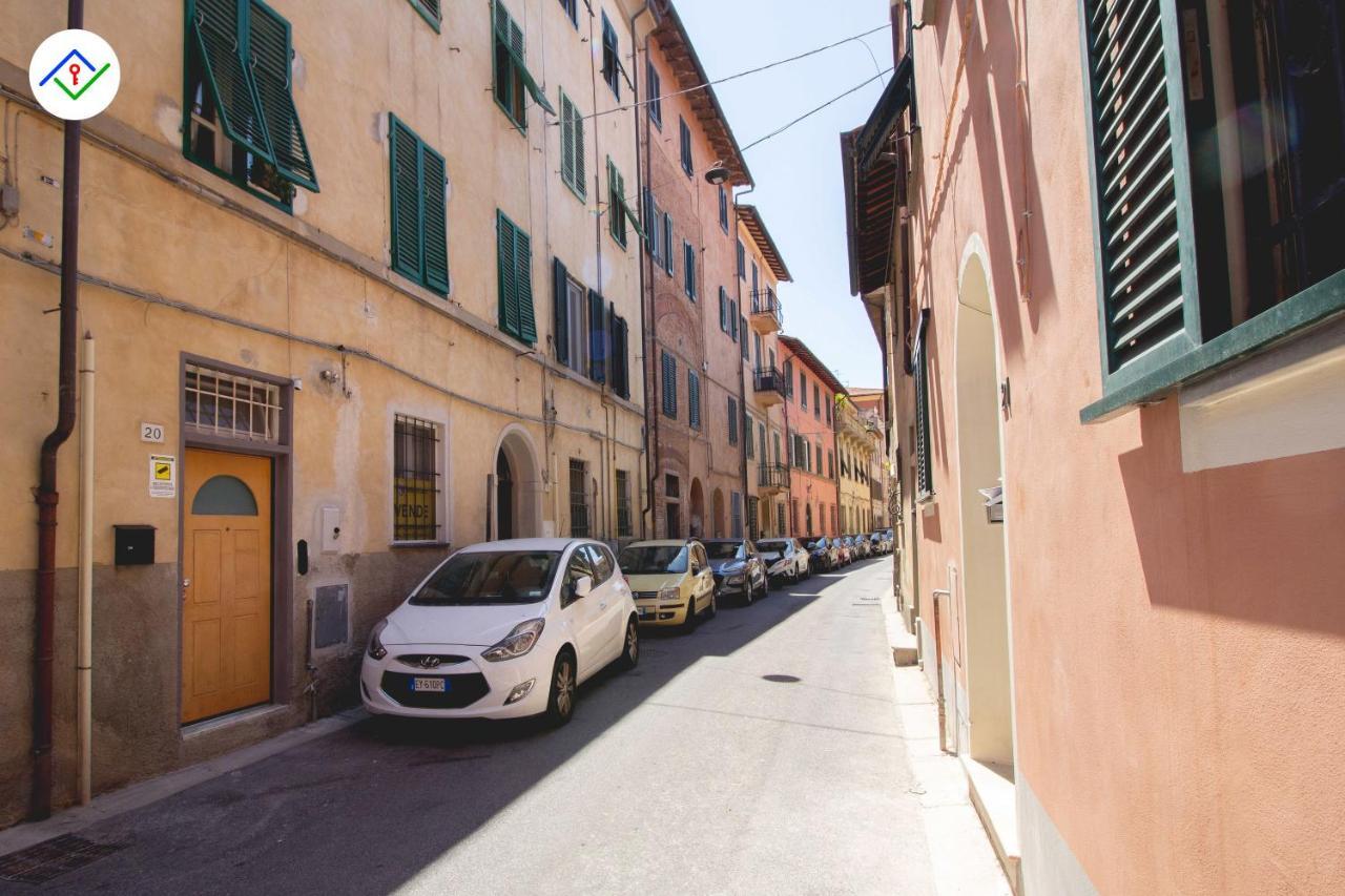 Pisa Tower Apartment Exterior photo